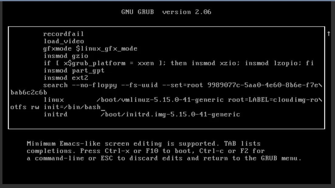 GRUB-Bootloader-Konfigurationsbildschirm mit angepassten Boot-Parametern für die Wiederherstellung.
